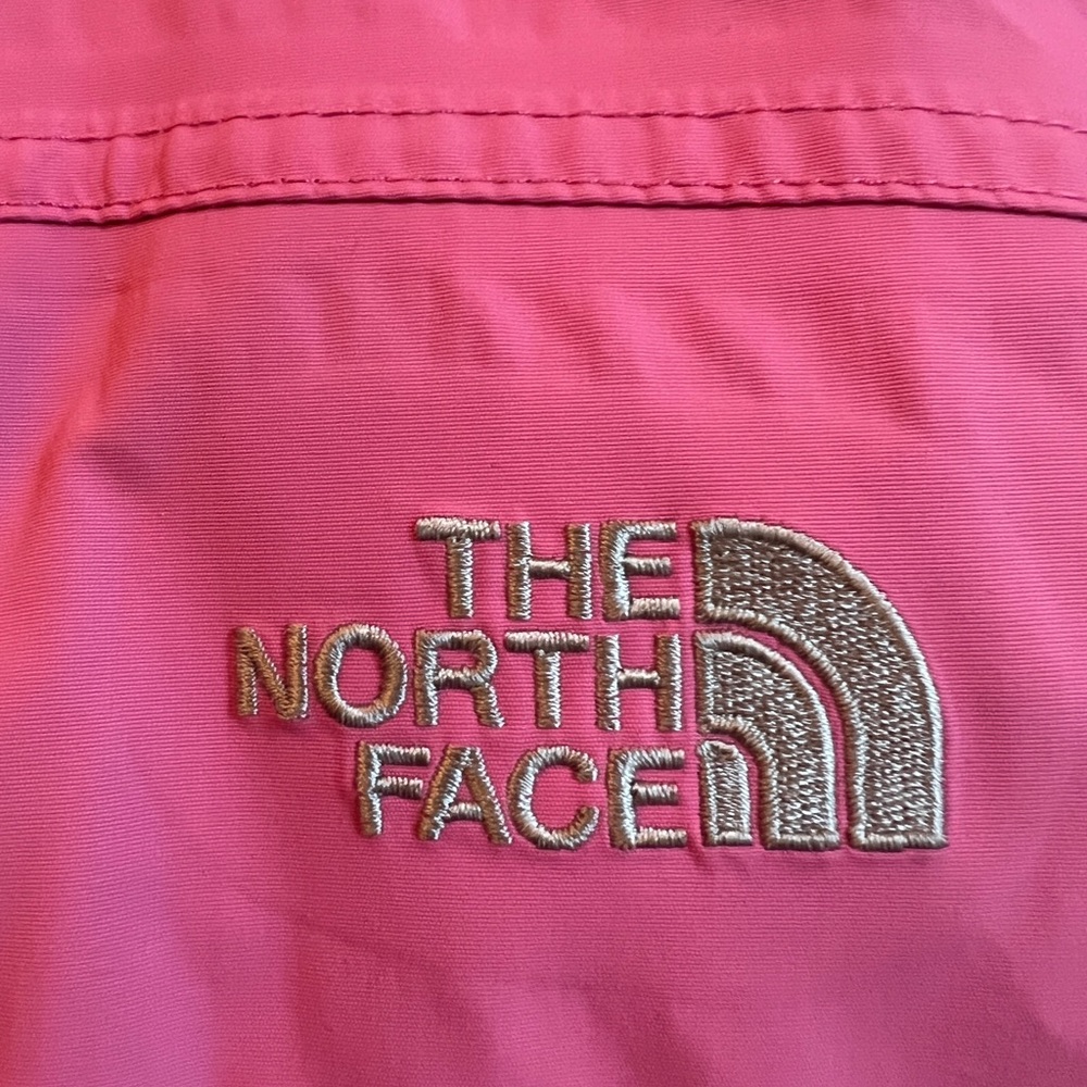New The North Face bubblegum PINK winter jacket!!! - Picture 4 of 7